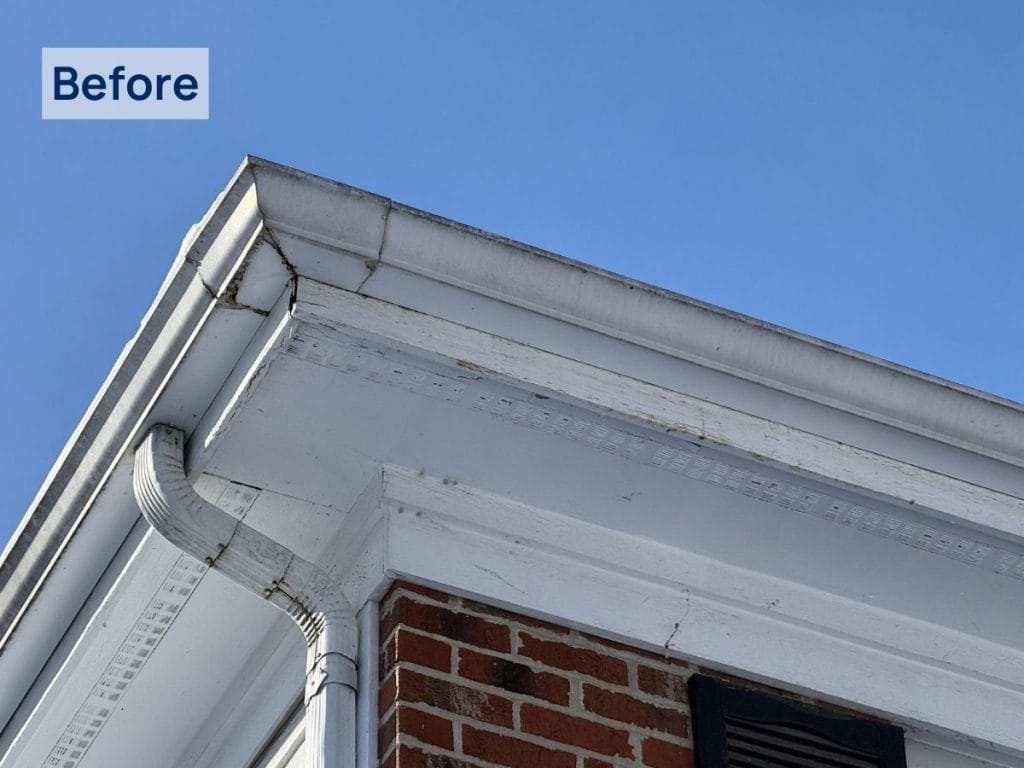 Cary IL Soffit Vents Before Replacement