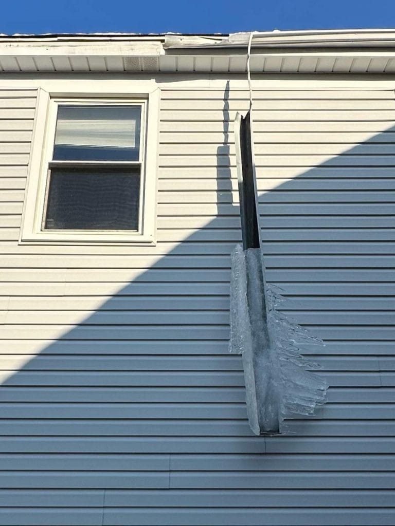 Gutter Broken By Weight of Ice in Buffalo Grove IL
