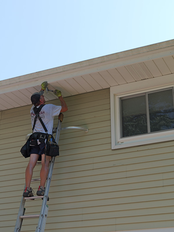 Repairing Damaged Soffit in Arlington Heights IL